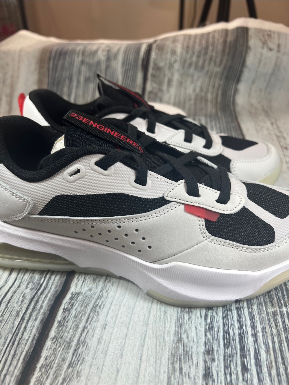 Jordan Air 200E Summit White Black Red Sneakers Big Kids Size 7Y NWT